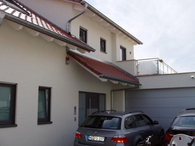 Holz-Alu Fenster und Haustüre mit 2 Seitenteilen