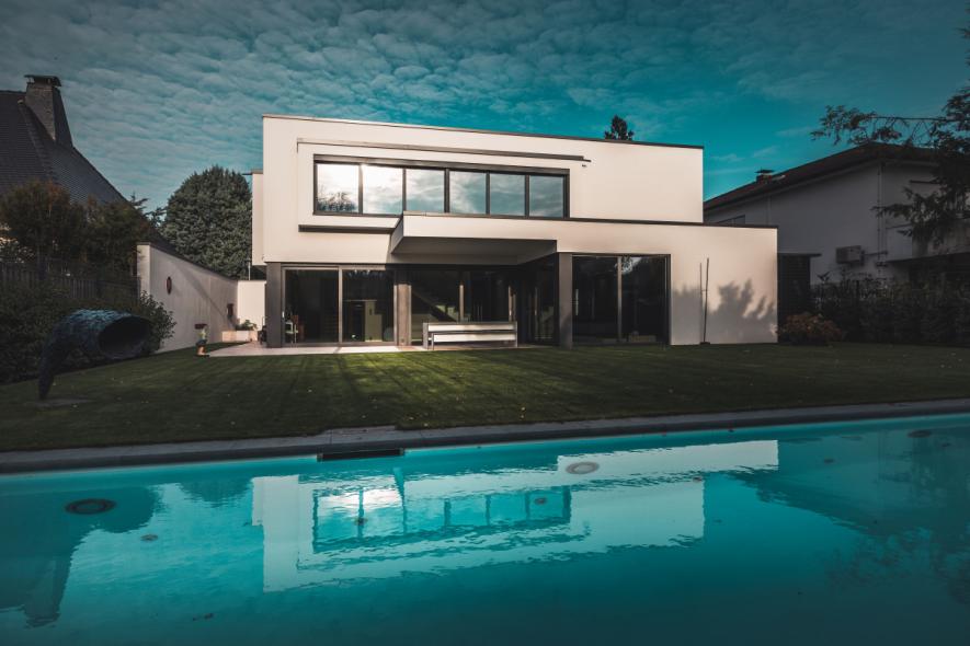 Fenster in Holz-Alu, Aluschale DB 703 Feinstruktur