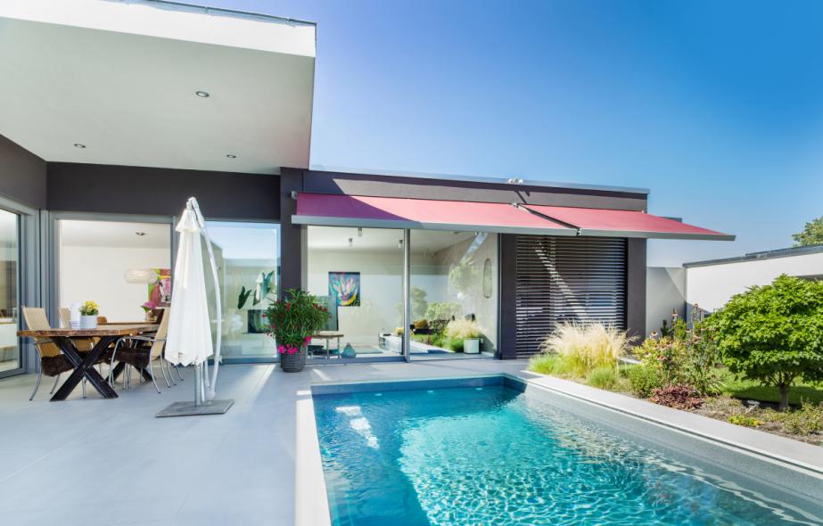 Hebe-Schiebe-Anlagen in Alu-Holz mit Fassadenraffstor