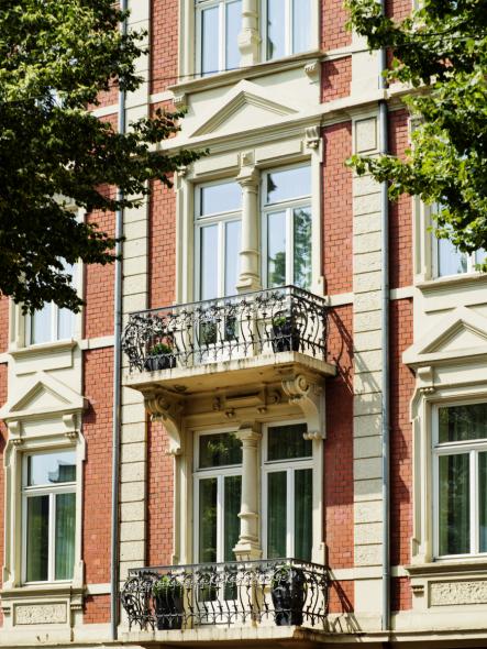 balkontuer-mit-wetterschenkel-und-oberlicht 